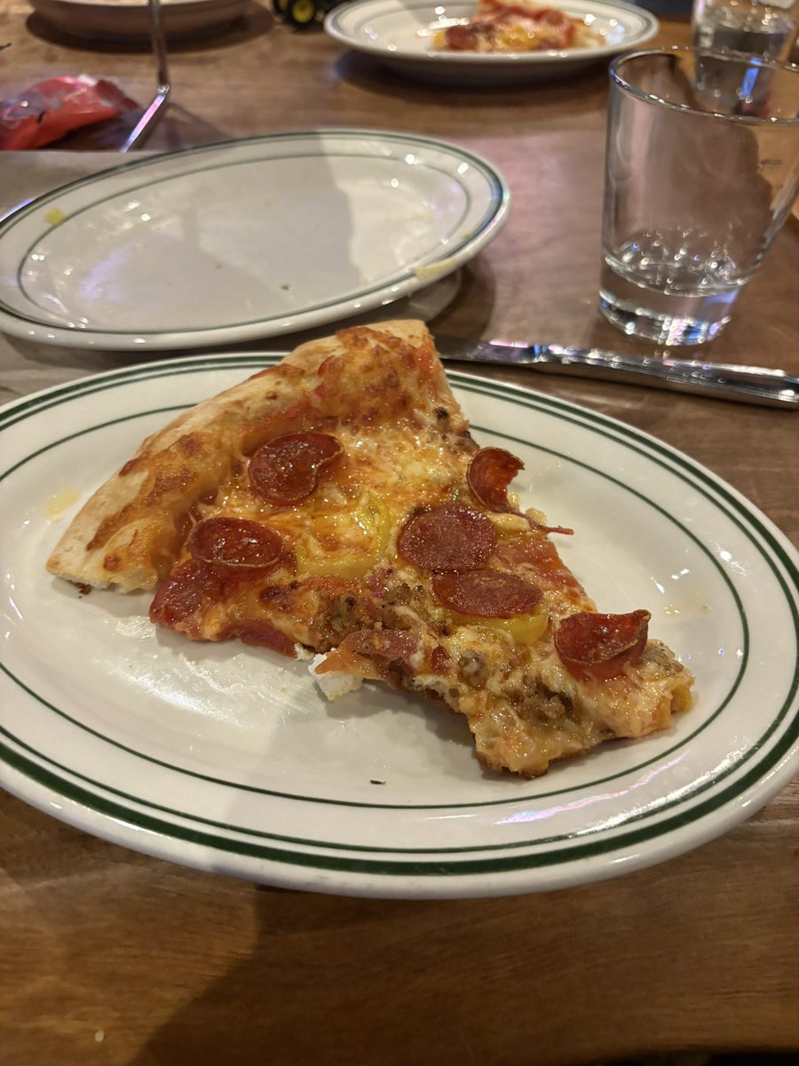 Greg Luther (Big Sammich) tweet media