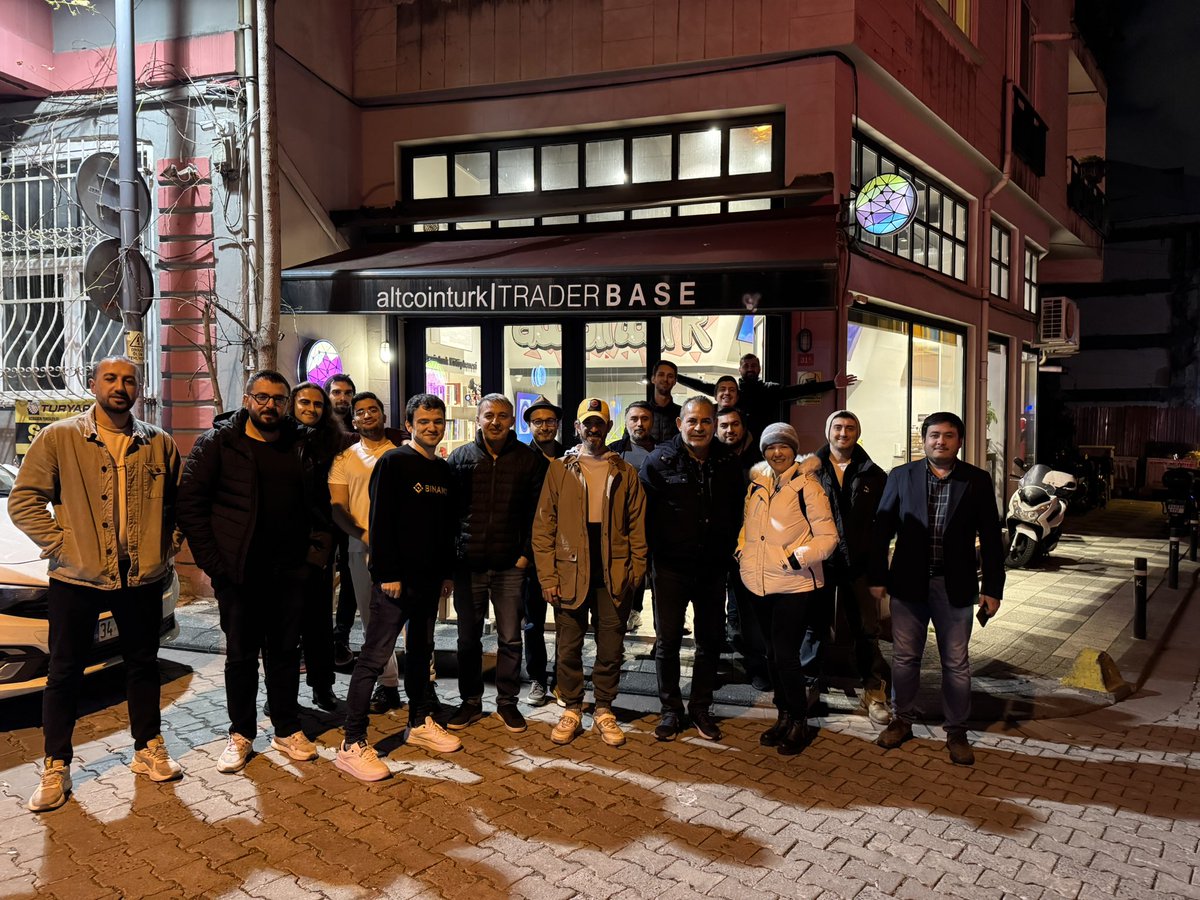 📸 Yılın ilk #KriptoCuma pozu sizlerle 🤞