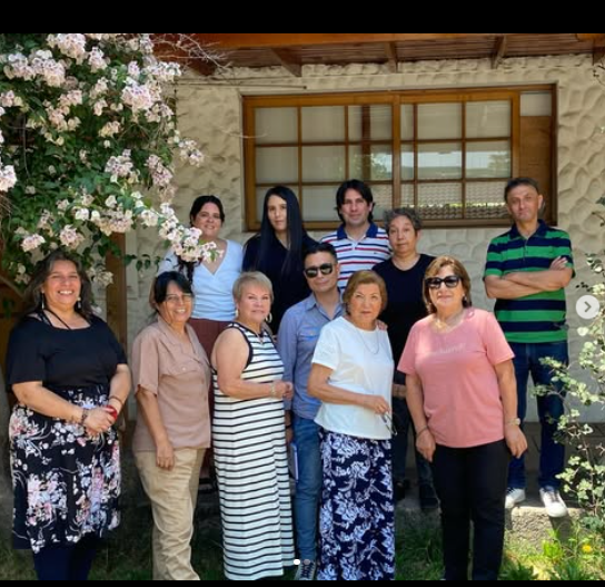 Iniciamos enero 2025 con reunión de las y los profesores de la Escuela Municipal de Capacitación de la Corporación Innova Recoleta y donde las y los profesores han efectuado una evaluación del año 2024 y realizan su proyección de contenidos para el 2025.