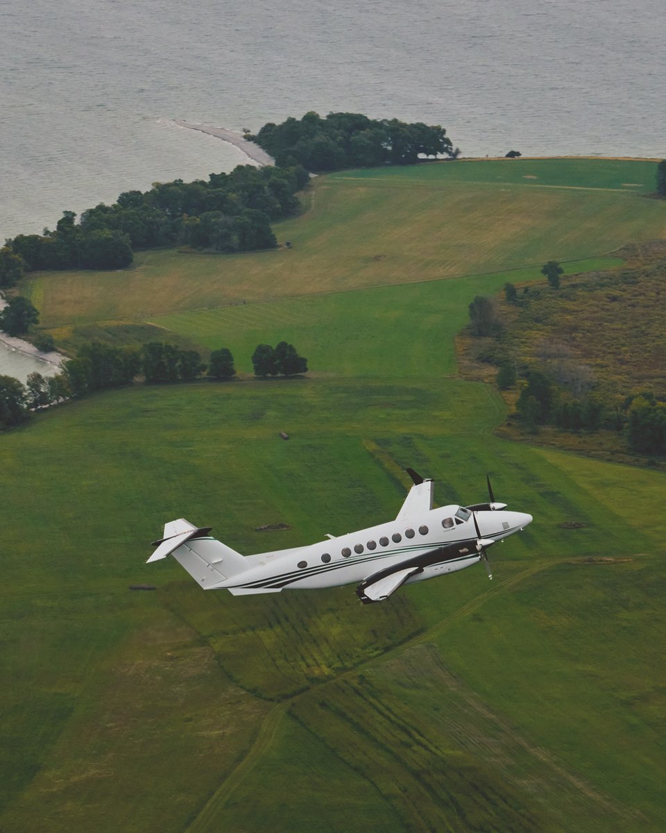 Beechcraft's tweet photo. Legendary legacy 👑

#FlyBeechcraft #KingAir #KingAirNation #beechcraft #avgeek #turboprop https://t.co/9cKmt1ttiR