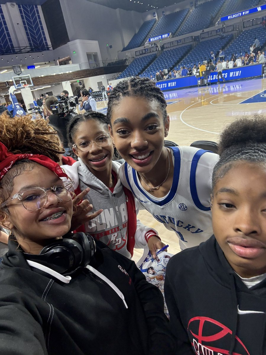 Eriyaune Daniels (@urfavv_dink) on Twitter photo 