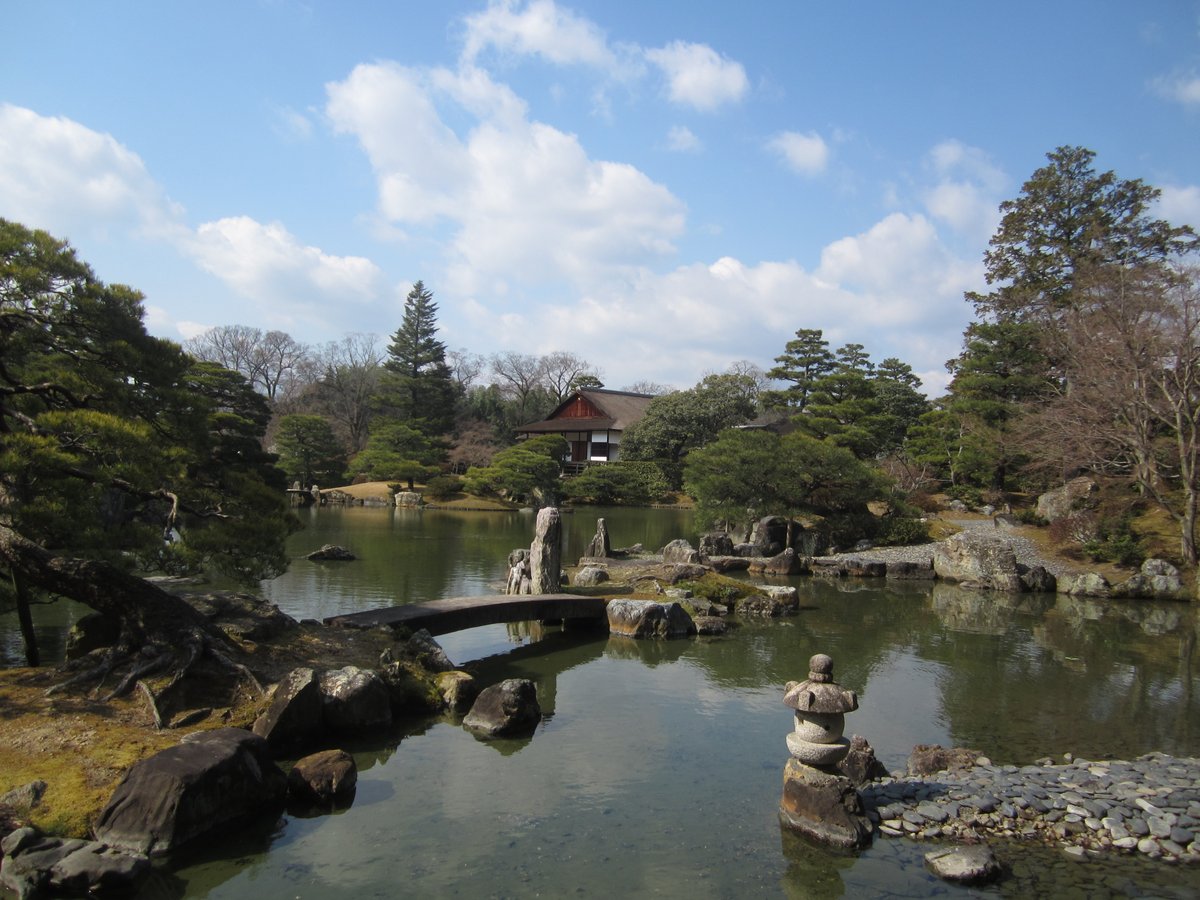HaileyMarlowe3's tweet photo. 🏯🎋🪷 Gardens in Japan are on a whole other level! Pictured below is the Gardens of the Kyoto Palace taken on my first trip to Japan. 🏯🎋🪷

#travel #gardens #horticulture #floral #TravelPhotographer #Japan #botanical #photooftheday #PhotographyIsArt #Kytoto https://t.co/KjdMOPHIRA