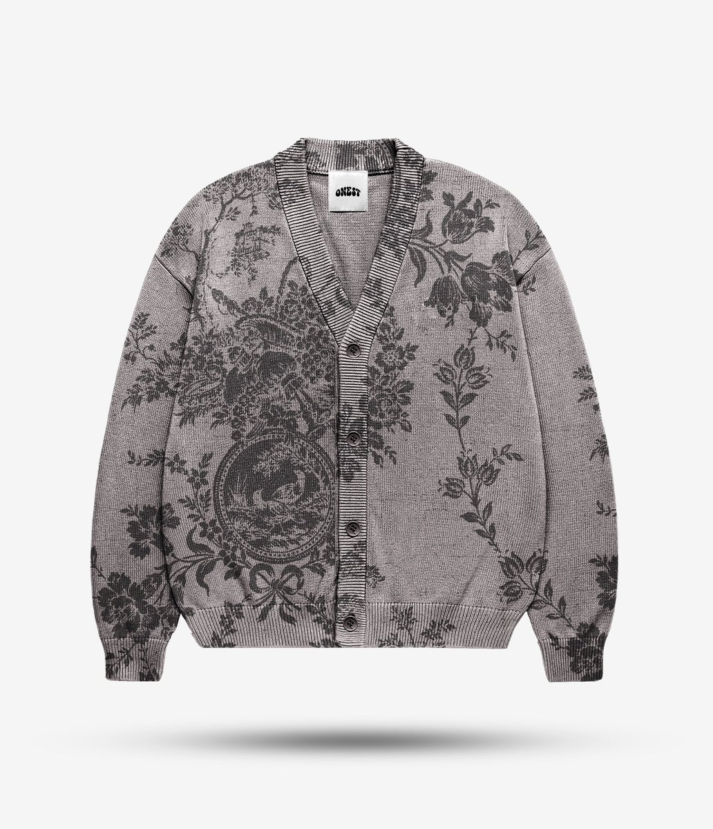 DemartEvan's tweet image. Cardigan onest v3