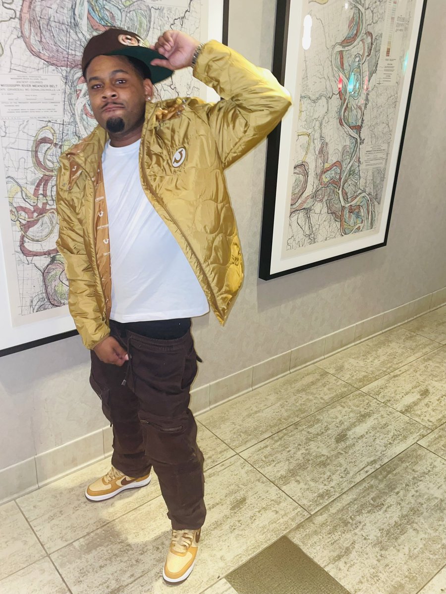 deesvagee's tweet image. Fucck The Fake Smile Yall Can Keep It, Yall Don’t Fucck Wit Me, Ion Fucck Wit Y’all Either👎🏾