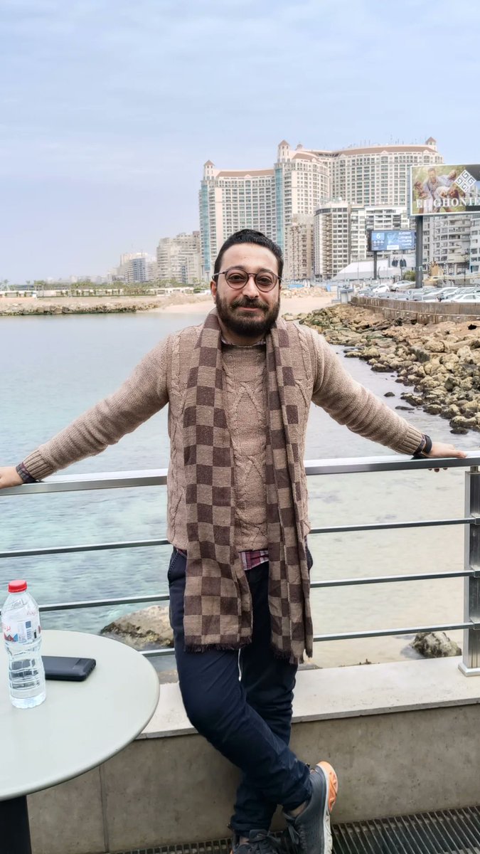 اليكس في الشتا 💙🌊💦💨