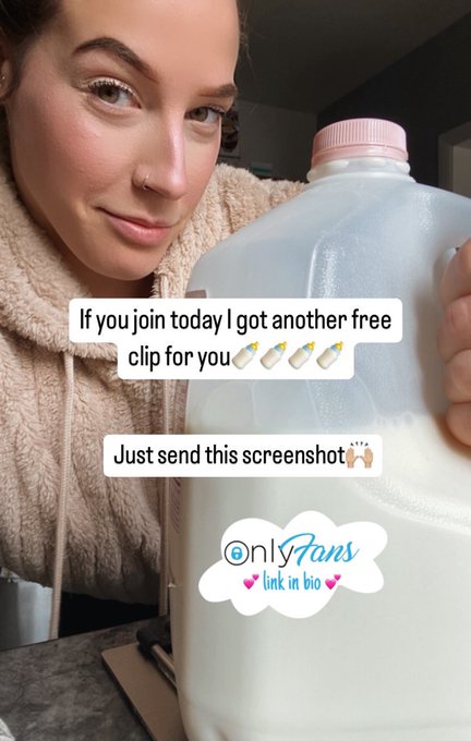 Watch omgits_justina's leaked NSFW photo on TwXstars