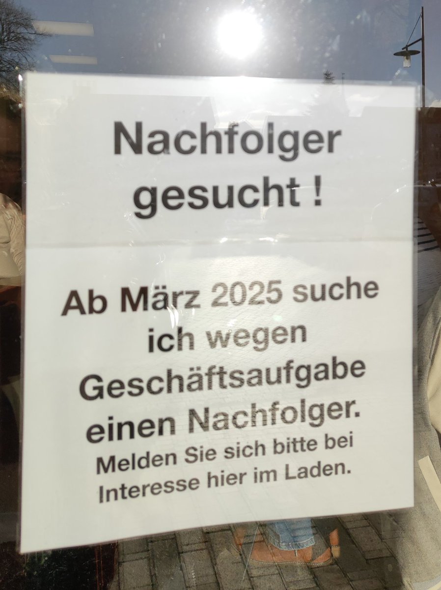 mo_jour's tweet photo. Der kleine #Bioladen in #Ribnitz am Marktplatz (am #Bodden, Mecklenburg-Vorpommern) sucht ab März eine kundige, engagierte #Nachfolge.
Ich will den nicht verlieren. 😘
Bitte großzügig + reichlich teilen 🥰
#Ostsee ums Eck
do your magic, please!
#Xmagic

https://t.co/wwZgWX7xHR https://t.co/fgxNRpjmAm