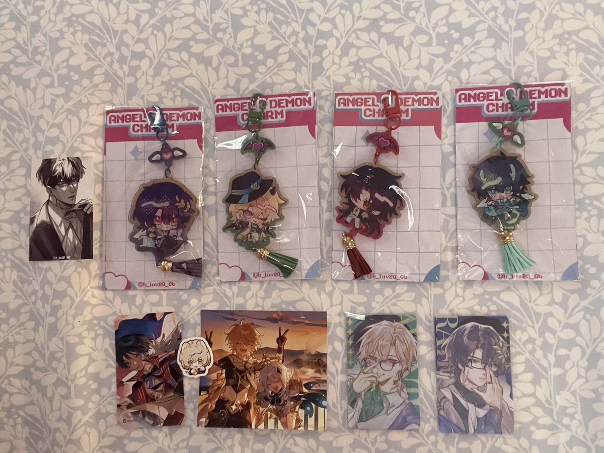 NomOnMango's tweet image. thank you @ttokkiorders for hosting a group order for the keychains by @k_luv20_06 (top row) and the photo cards by @mintificial (bottom row)!!! they all arrived safely ✨
#ttokkifb