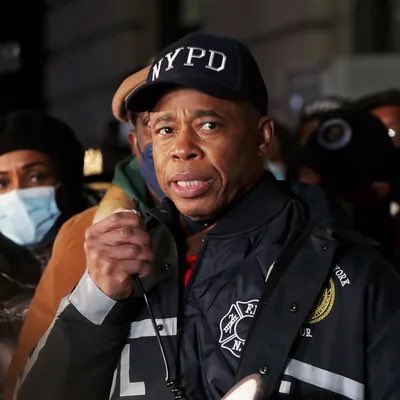 TheSalGreco's tweet image. Rumors circulating that there is another “ bloodletting “ tonight occurring at 1 Police Plaza. Transfers, abrupt retirements, another Friday night fights brought to you by the NYPD via NYC’s First Indicted Mayor Eric Adams! #GetStuffDone