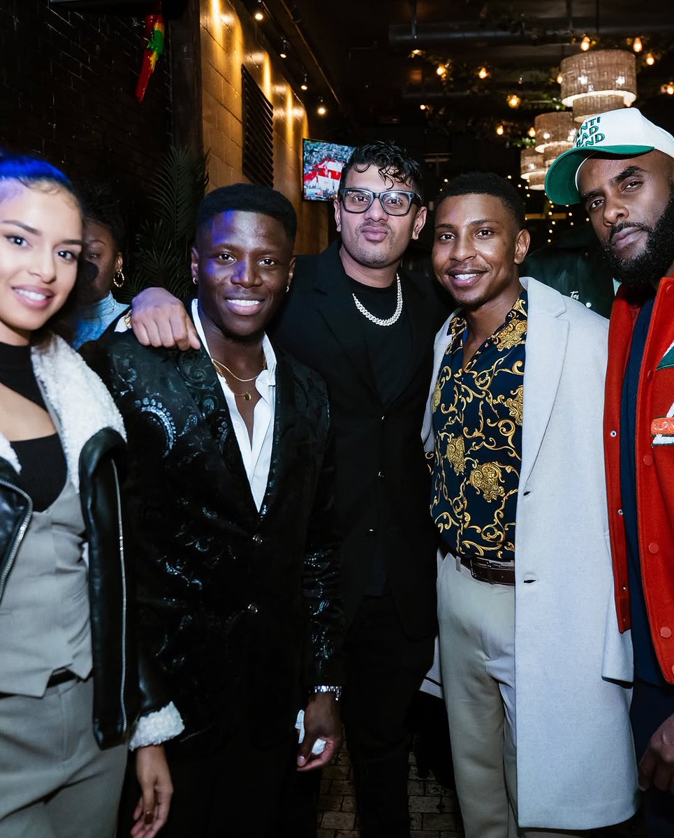 Toronto Film School tweet media