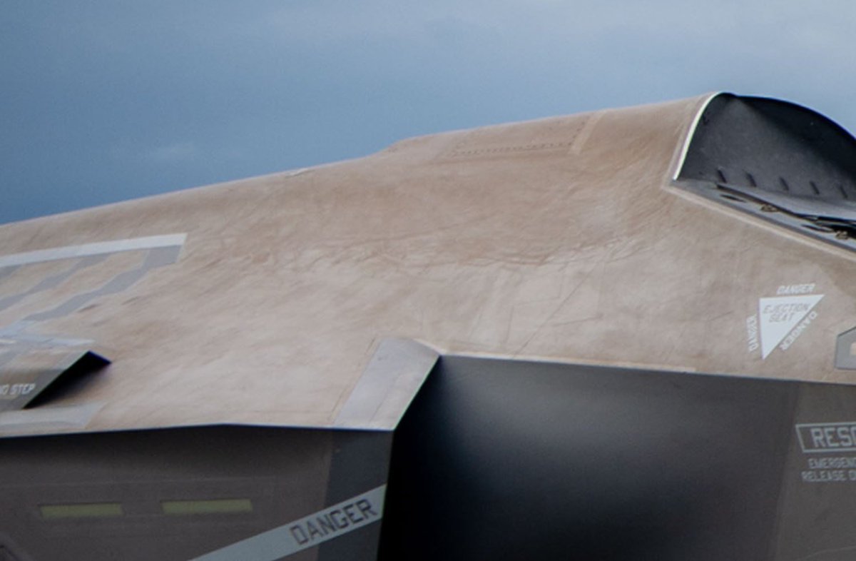 Modraaaaa tweet media