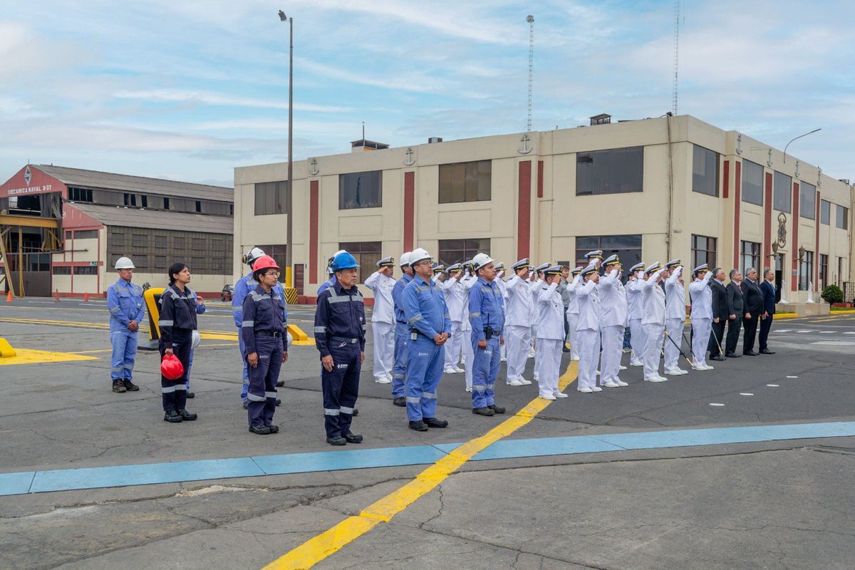 Nuestro Gerente General, Contralmirante, Luis Richard Silva López, presentó al Contralmirante, Mario Miguel Alor Hurtado, como Sub Gerente General del SIMA Perú. 

#SIMAPERÚ