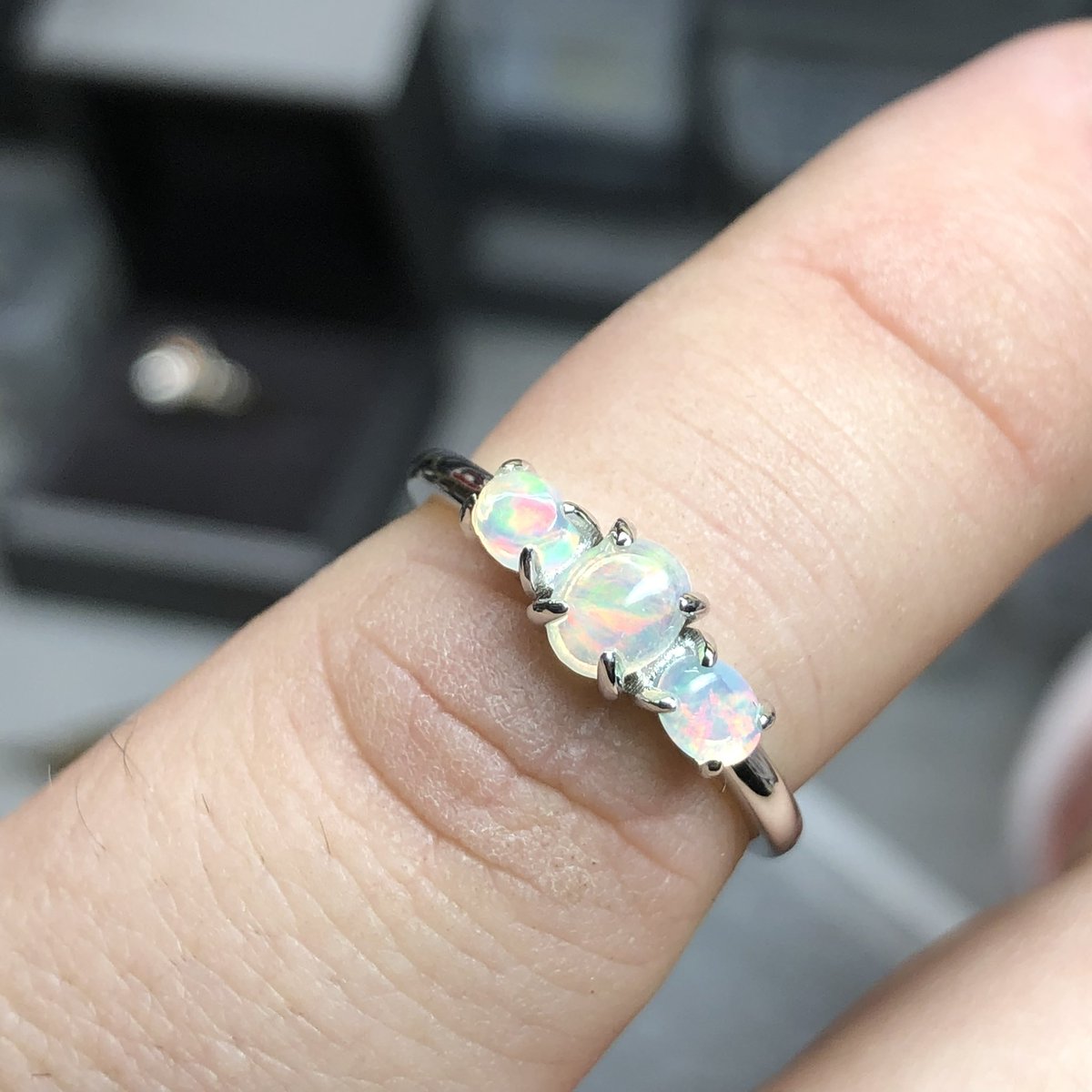 lukeylux's tweet photo. Confetti cake 🍰 

Mother’s Trio, set with Ethiopian Opals in sterling silver ✨ https://t.co/z31M4CJzTs