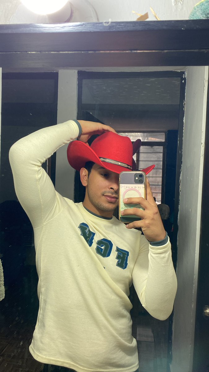 Dime_Jey's tweet photo. Como les está pintando su 2025 ? ✨💪🏽 https://t.co/of0lH6vLBA
