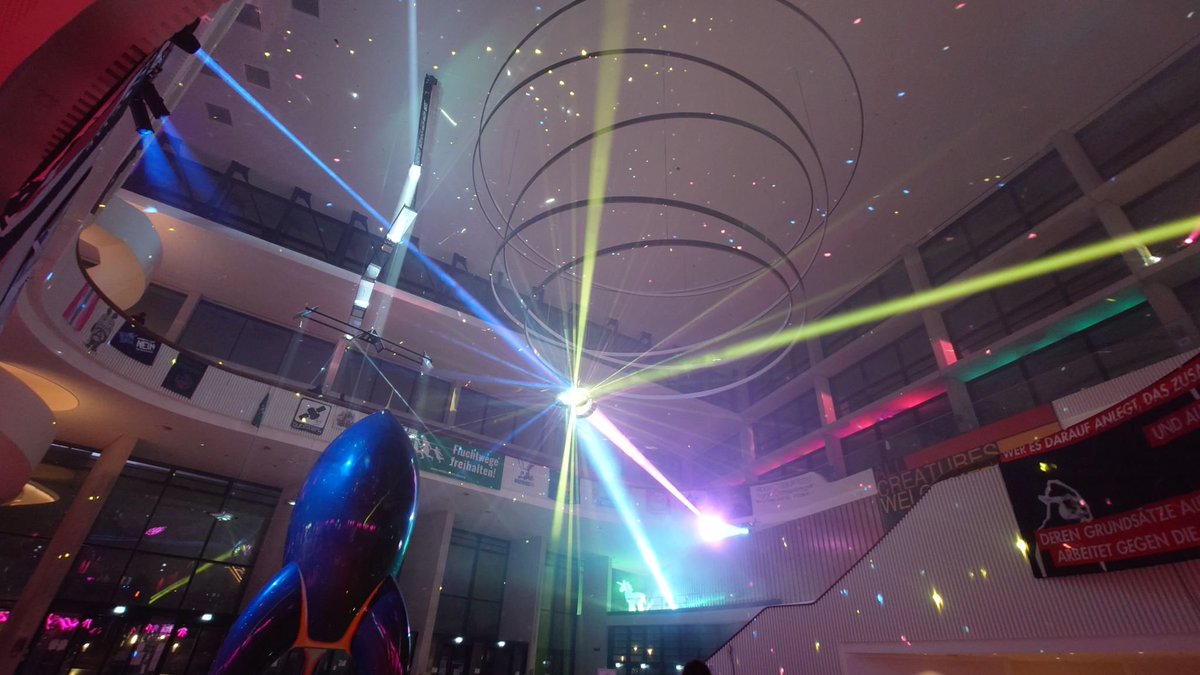 coderobe's tweet image. #38c3