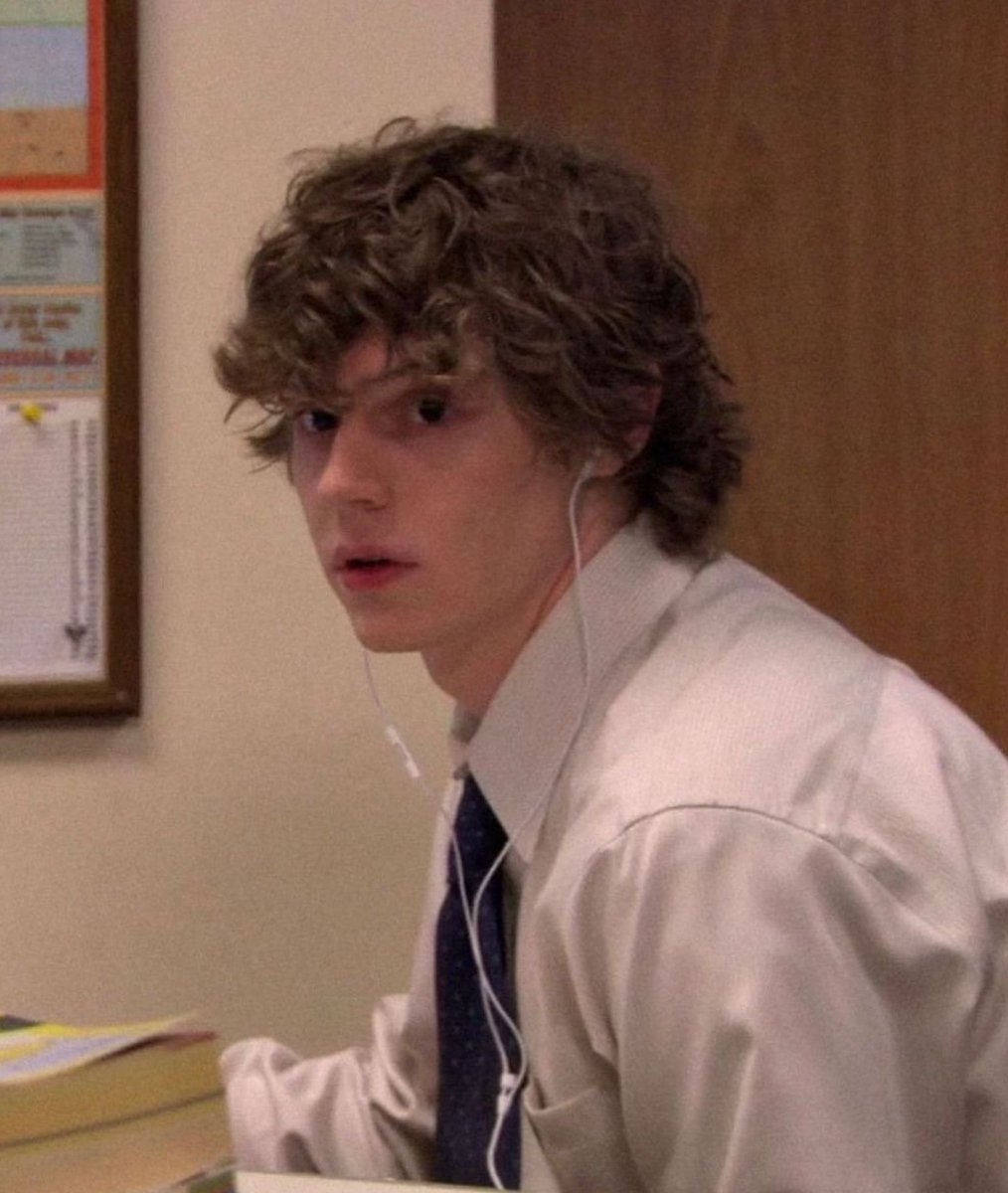 Evan Peters in The Office.