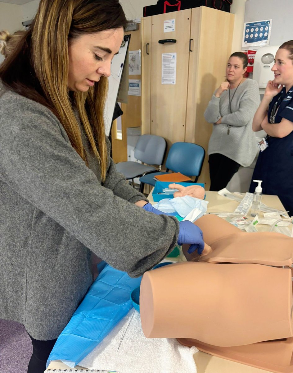 A great catheter skills study day today <a href="/RMCHosp/">RMCHosp</a>, delivered by our lovely nursing team! Upksilling both internal and external colleagues! Thanks for coming, it was a pleasure teaching you 😁✌️ #cathetercare #bestpractice #networking
