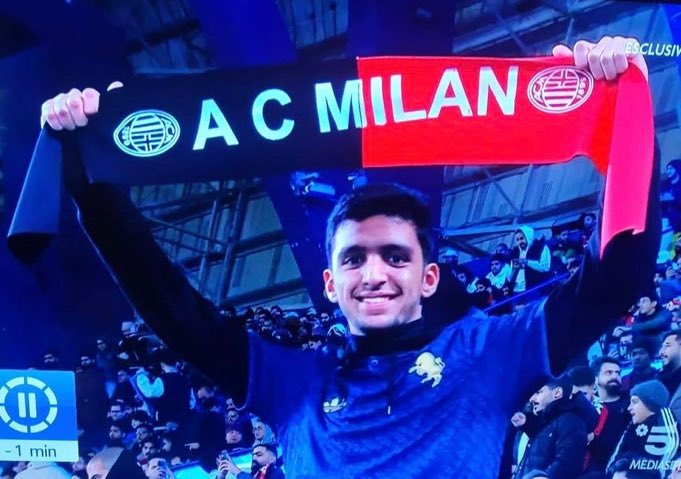 PaASRfan's tweet photo. La foto che rappresenta perfettamente questa pagliacciata della Supercoppa in Arabia, piegati a 90º per qualche soldo

Vergognatevi merde @SerieA https://t.co/yXEMPw5LQK