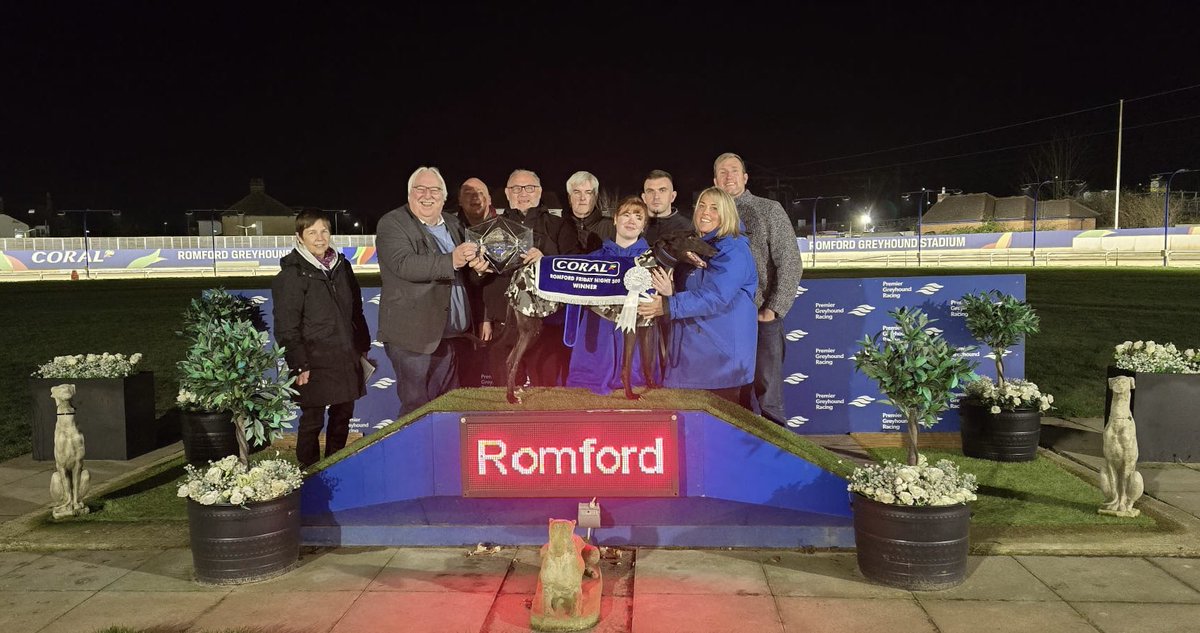 RomfordDogs's tweet image. Romford Friday Night 500 Standard Final💙

🌟Winner of Race 9 - Romford Friday 3rd January 2025

🥇Trap 3 - MILLBANK BOILER 

Trainer🏆- Gemma Evans 
Owner(s)🐾- Mr S.Artiss, Mrs J.C.Lewis, Mr J.J.Rack

Congratulations to Connections!💕