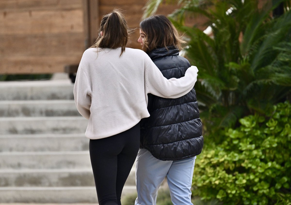 People attend vigil at First Christian Church in #HuntingtonBeach, CA, on Friday, January 3, 2025, for victims of a #planecrash in #Fullerton on Thursday. <a href="/ocregister/">O.C. Register</a>