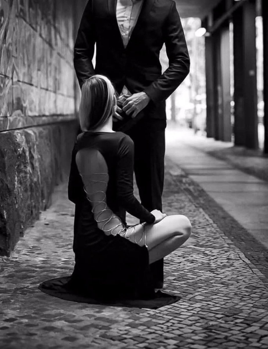 gerar0605's tweet photo. La tentación por lo prohibido perturba y quizás hasta cause vergüenza, pero también seduce y excita... https://t.co/xqVS57Srvo