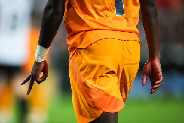 IvaanBlanco26's tweet photo. Qué vergüenza ajena da Vinicius.

Quizás habría que explicarle al personaje que solamente bajan 3 equipos a Segunda División. https://t.co/DhWaiwMA2B