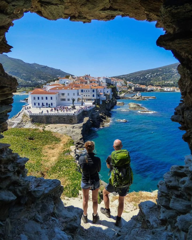 andros_secrets's tweet image. Hello, 2025! This year, skip the ordinary for something unforgettable. Don’t miss visiting Andros Island, a place where time slows down and memories last forever.💙 

👉 #Andros_Secrets

#andros #greece #greekislands