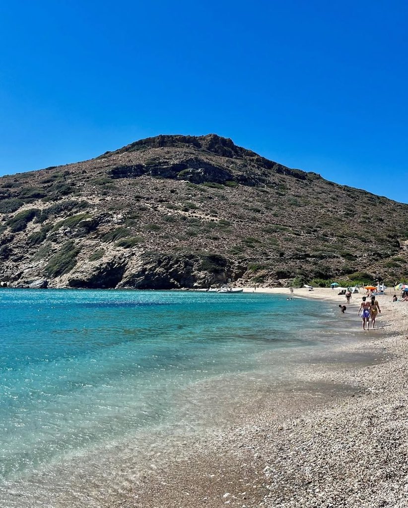 andros_secrets's tweet image. Hello, 2025! This year, skip the ordinary for something unforgettable. Don’t miss visiting Andros Island, a place where time slows down and memories last forever.💙 

👉 #Andros_Secrets

#andros #greece #greekislands