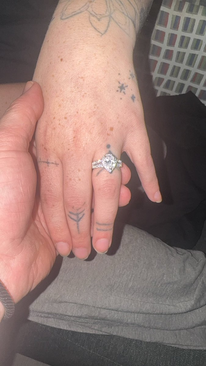 Redsox603Gaming's tweet photo. @pyrarity Been long distance for almost a year and just asked her to marry me. She said yes ❤️🥰 https://t.co/RbYLC9cJ2H