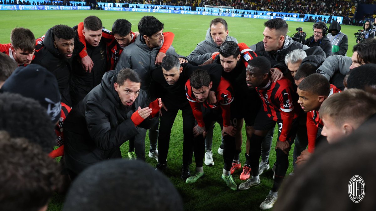 Together. Onwards. 🫂

#JuveMilan #SempreMilan