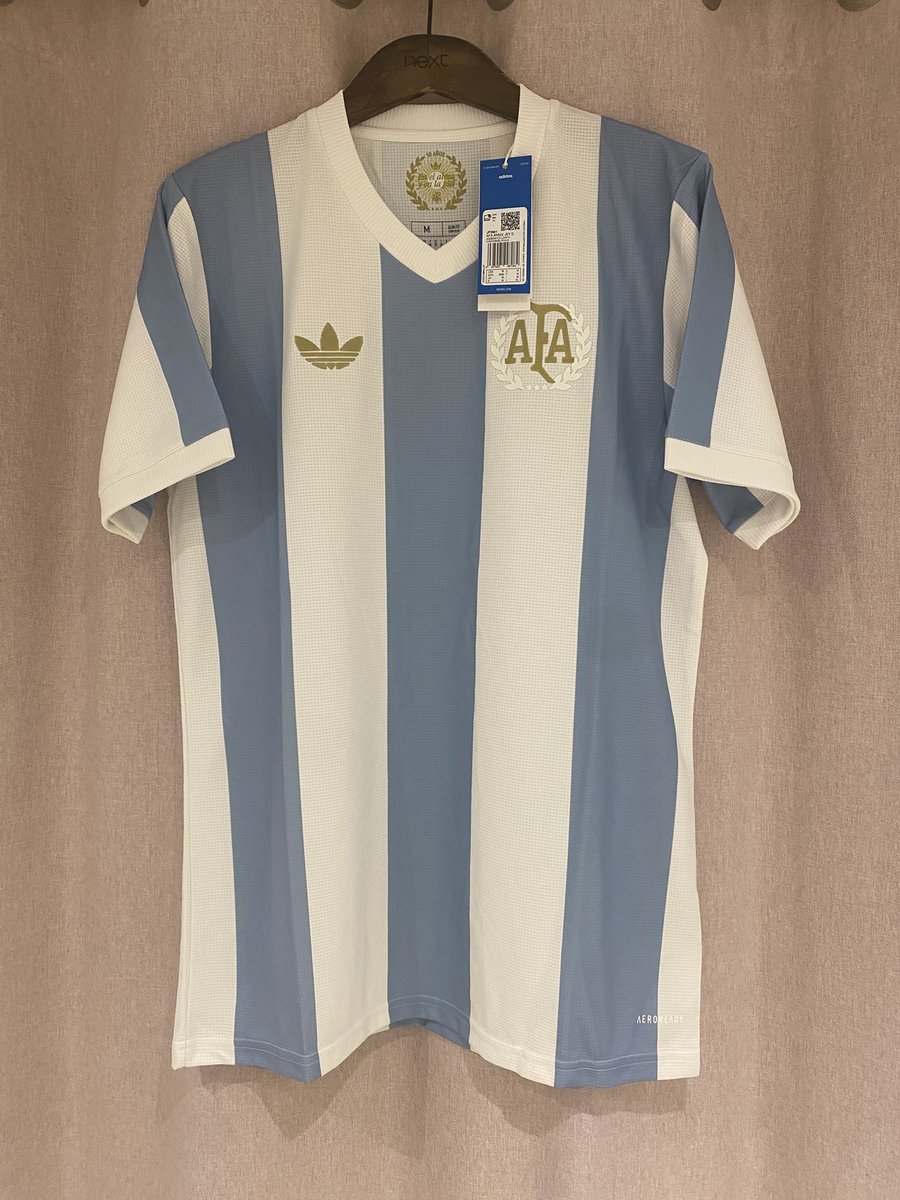 COACH VICTORIA tweet media