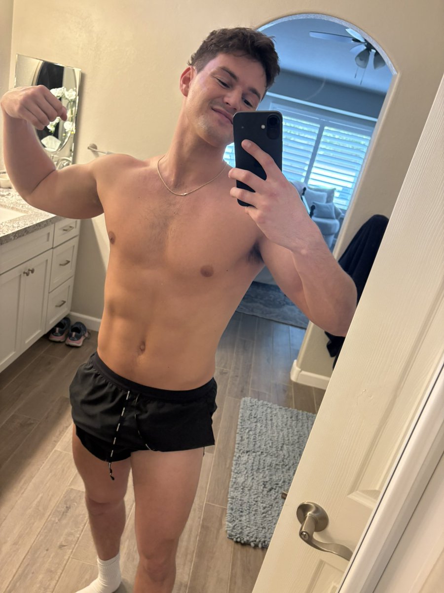 Wishing y’all a happy Friday