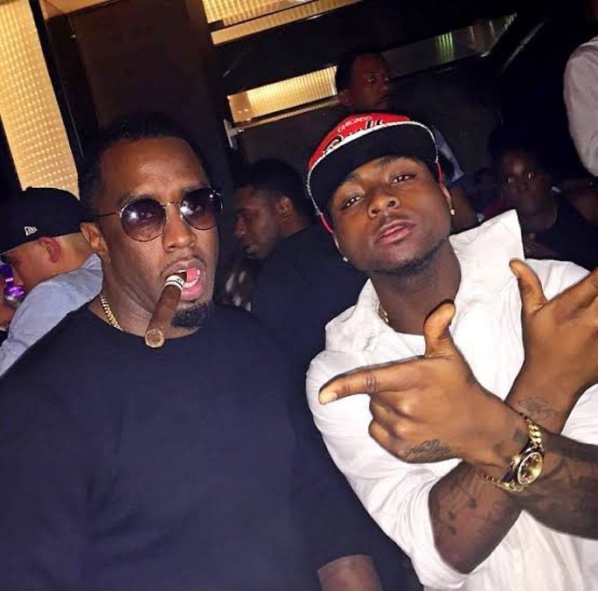 1BENNY7G's tweet photo. DID YOU KNOW? DAVIDO MET WITH DIDDY BEFORE ANYBODY ELSE. 🥴 https://t.co/fiTa7cMUOc