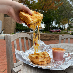 Freshens's tweet photo. Chilly days call for comfort food! There’s nothing quite like a gooey, crispy grilled cheese to warm your soul. 🥰🍞 
#ArtisanMelts #CampusDining #Hearty https://t.co/REElzGtI8i