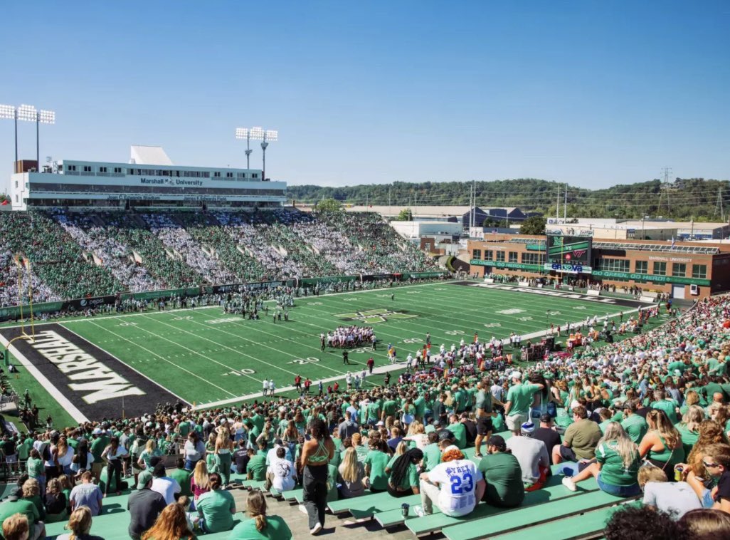 Blessed to receive an opportunity to play football at Marshall University! Thank you <a href="/CoachHolley_/">Jarred Holley</a>, <a href="/GunterBrewer/">Gunter Brewer</a>, and <a href="/CoachTonyGibson/">Tony Gibson</a>. Thank you Coach Donte at <a href="/ChoppinTheField/">Choppin The Field</a> for helping to make this happen as well.