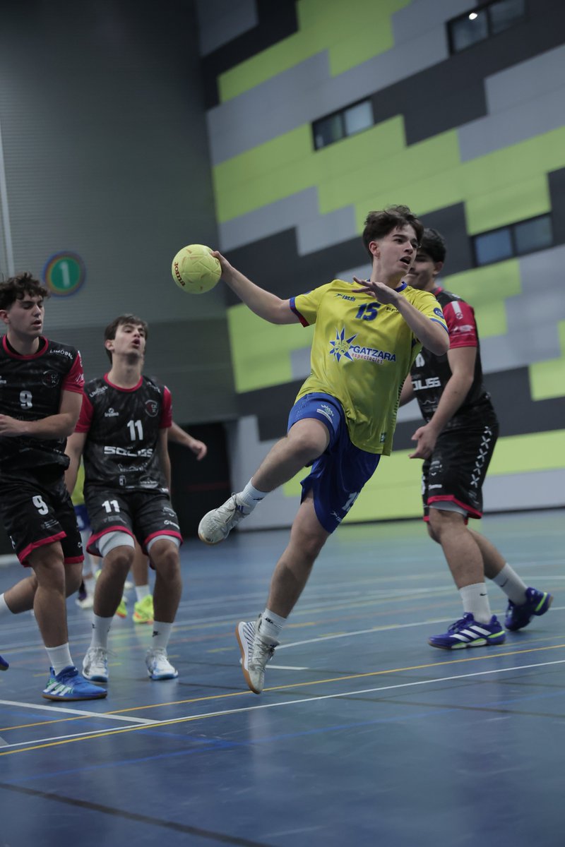 😍 ¡Os dejamos 𝐥𝐚𝐬 𝐦𝐞𝐣𝐨𝐫𝐞𝐬 𝐢𝐦𝐚́𝐠𝐞𝐧𝐞𝐬 de la primera jornada del #CESA2025CAT!

📸 <a href="/cesabm2025CAT/">CESA Catalunya 2025</a> 

🤝 <a href="/deportegob/">CSD</a> | <a href="/FedCatHandbol/">Federació Catalana d’Handbol</a> | <a href="/diba/">Diputació de Barcelona</a> | <a href="/DiputacioGirona/">Diputació de Girona</a> | <a href="/esportcat/">Esports</a>

#⃣ #Balonmano