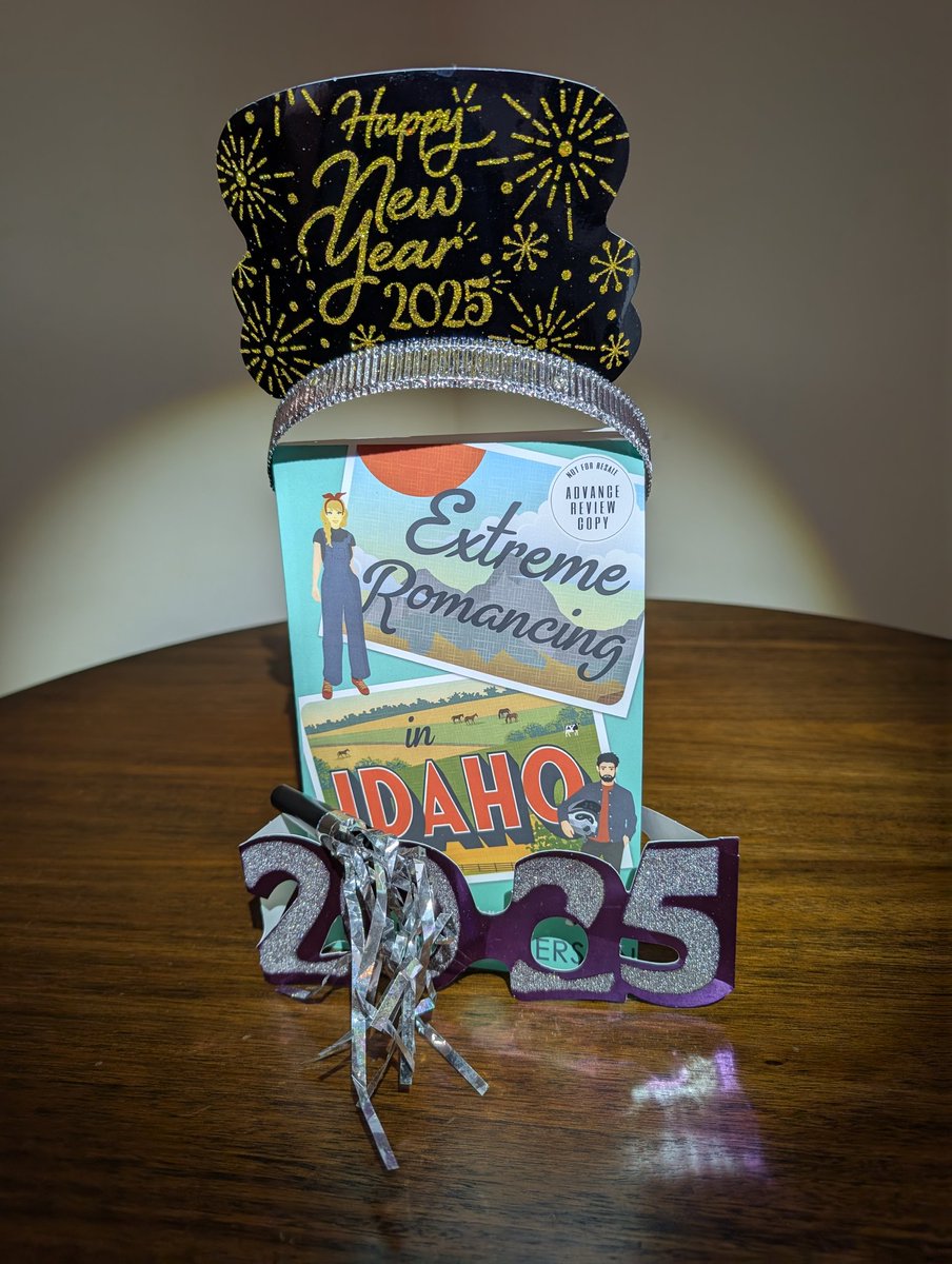 New year, new book! It's time for Extreme Romancing in Idaho to take the spotlight. 

Writers what's something big happening for you this year? Writing or non writing related.

I hope you all are having a Happy New Year!