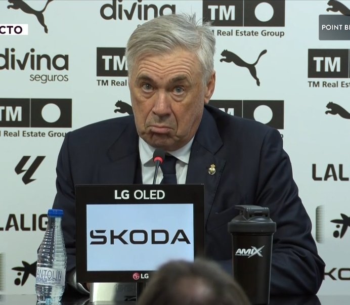 MadridXtra's tweet image. 🗣 Ancelotti: "Vinicius? It wasn't a red card. Should have been 2 yellow cards in our opinion."