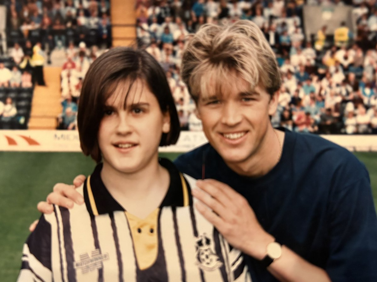 Me and <a href="/leggy191/">andy legg</a> when I was mascot in the 1993/94 season 🥰 <a href="/magpies_history/">Notts County History</a>
