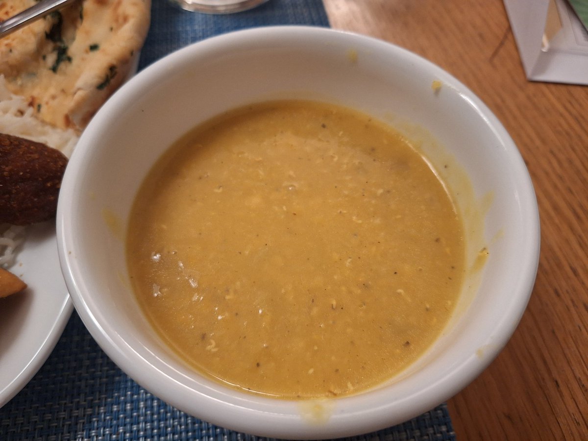 beefchunkz's tweet photo. end of year soups 2!
12/30 had another wonton soup
+ soup dumpling
12/31 had ginataang bilo bilo
1/2 had dal (first soup of the year!) https://t.co/f6RQCkqBc8