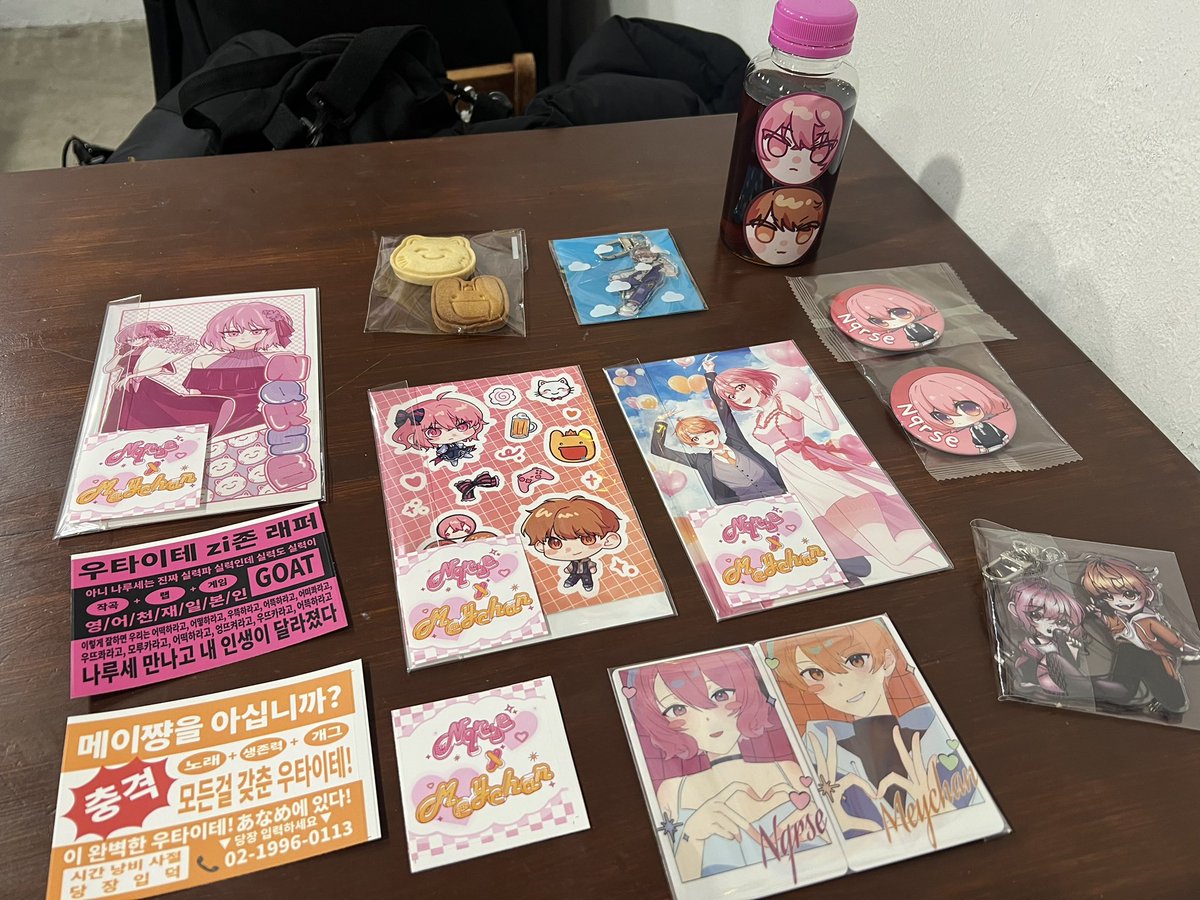 나루세쨩, 메이쨩 이틀 먼저 생일 축하해❤️
카페 아기자기 너무 예쁘게 꾸며져있고 고개를 어디로 돌려보아도 나루세쨩, 메이쨩이 한가득이라 정말 행복했어요😭
주최자분들 한국에서 이렇게 생일카페 진행해주셔서 감사합니당!!!
 #나루메이_생카후기