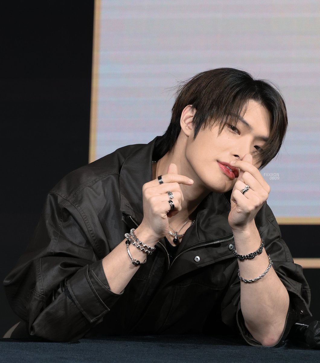 fiixxon0809's tweet image. 241206 애플뮤직 hq

민기 보고싶음 (ᐡ⸝⸝ᴗ˛ᴗ⸝⸝ᐡ) 

#민기 #송민기 #에에티즈 #ateez #mingi #ミンギ