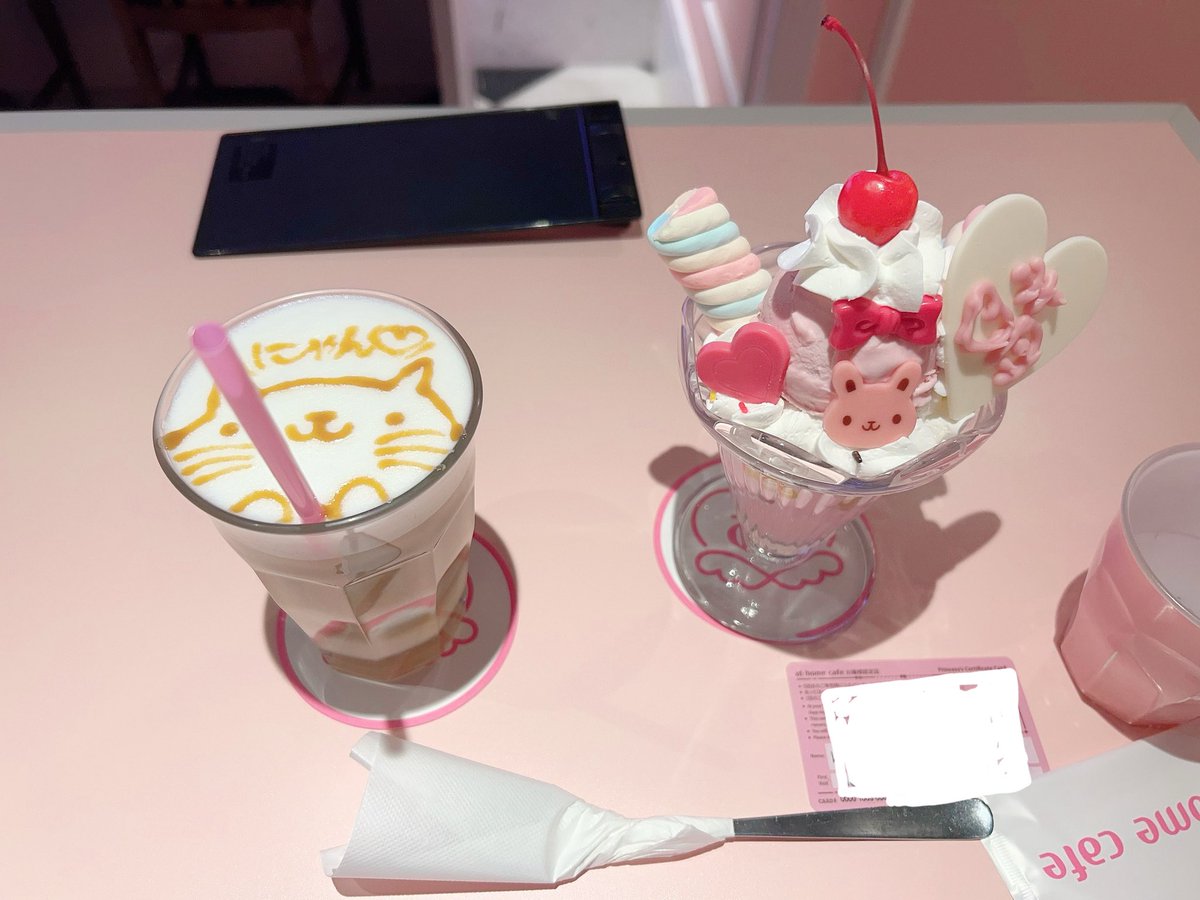 jkjkjk__riko's tweet photo. きょうのあきはばら

昨日だけどあっとほぉ〜むかふぇのスーパープレミアムメイド、Chimuさんに会ってきた〜！可愛すぎて、プロフェッショナルすぎて感動…あと脚めっちゃ細かった

また会いに行きます！！ https://t.co/5CWqefaOdN