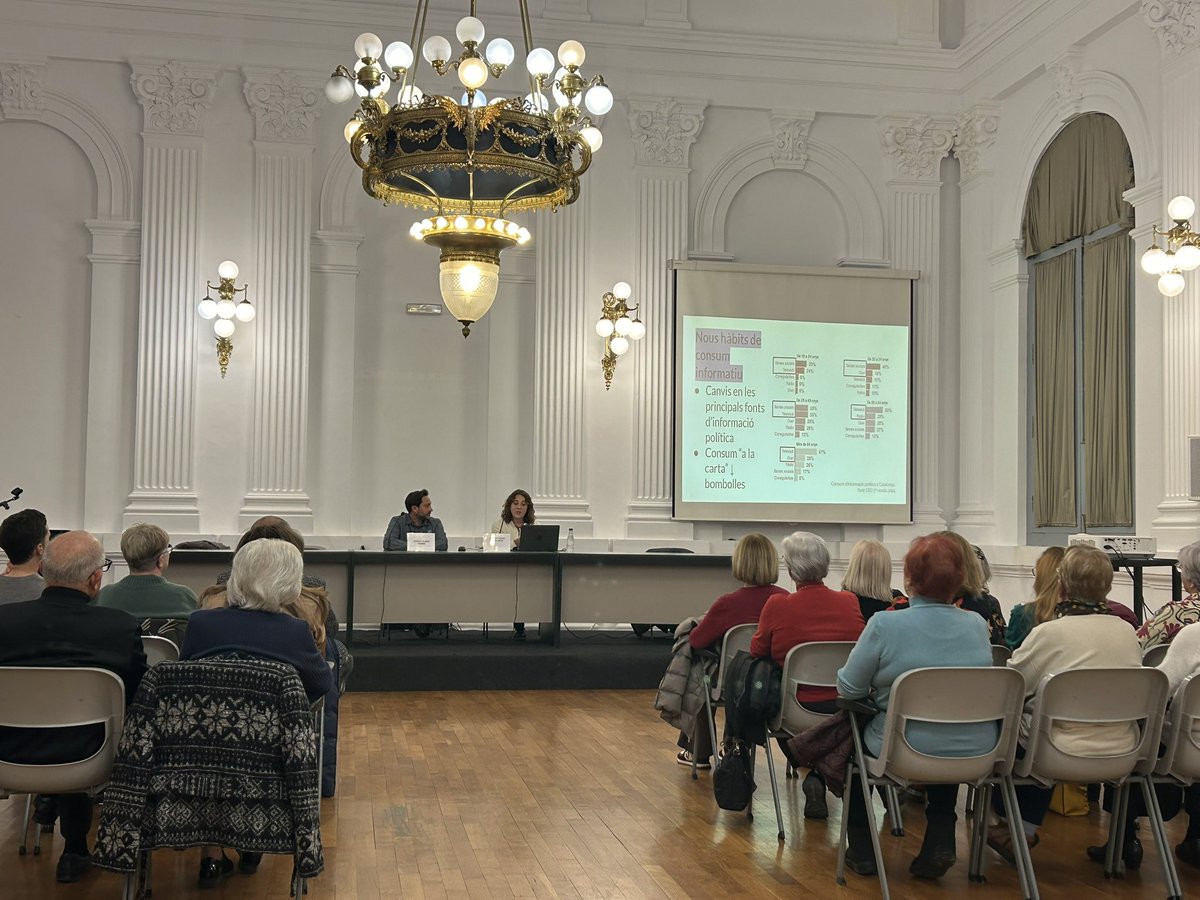 Teresa Ciges Barberán (@teresa_ciges) on Twitter photo Els actors polítics han de ser capaços d’interpel·lar els joves aplicant estratègies comunicatives adaptades als seus hàbits de consum informatiu, i sense infantilitzar-los.
Ahir en vaig parlar al cicle de debats de la <a href="/uned_alzira_val/">Uned Alzira-Valencia</a>.
Moltes gràcies per l’oportunitat! Els actors polítics han de ser capaços d’interpel·lar els joves aplicant estratègies comunicatives adaptades als seus hàbits de consum informatiu, i sense infantilitzar-los.
Ahir en vaig parlar al cicle de debats de la <a href="/uned_alzira_val/">Uned Alzira-Valencia</a>.
Moltes gràcies per l’oportunitat!