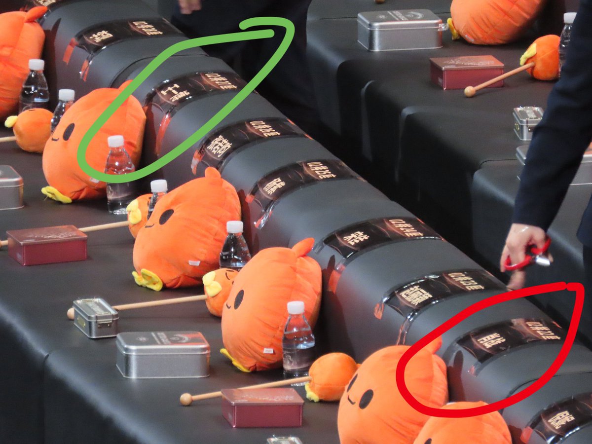 แตกตู้มระเลิด ที่นั่งป๋อจ้านห่างกันแค่เอื้อม ไอเหี้ยเง้ย ระบบเล่นแรงมาก แน่จริงแกก็นั่งพร้อมกันดิ😔🫵🏻