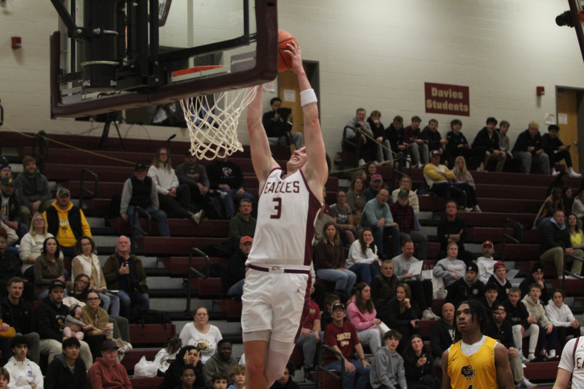A couple more photos of Mason Klabo's big night.

#NDHSAA #NDpreps