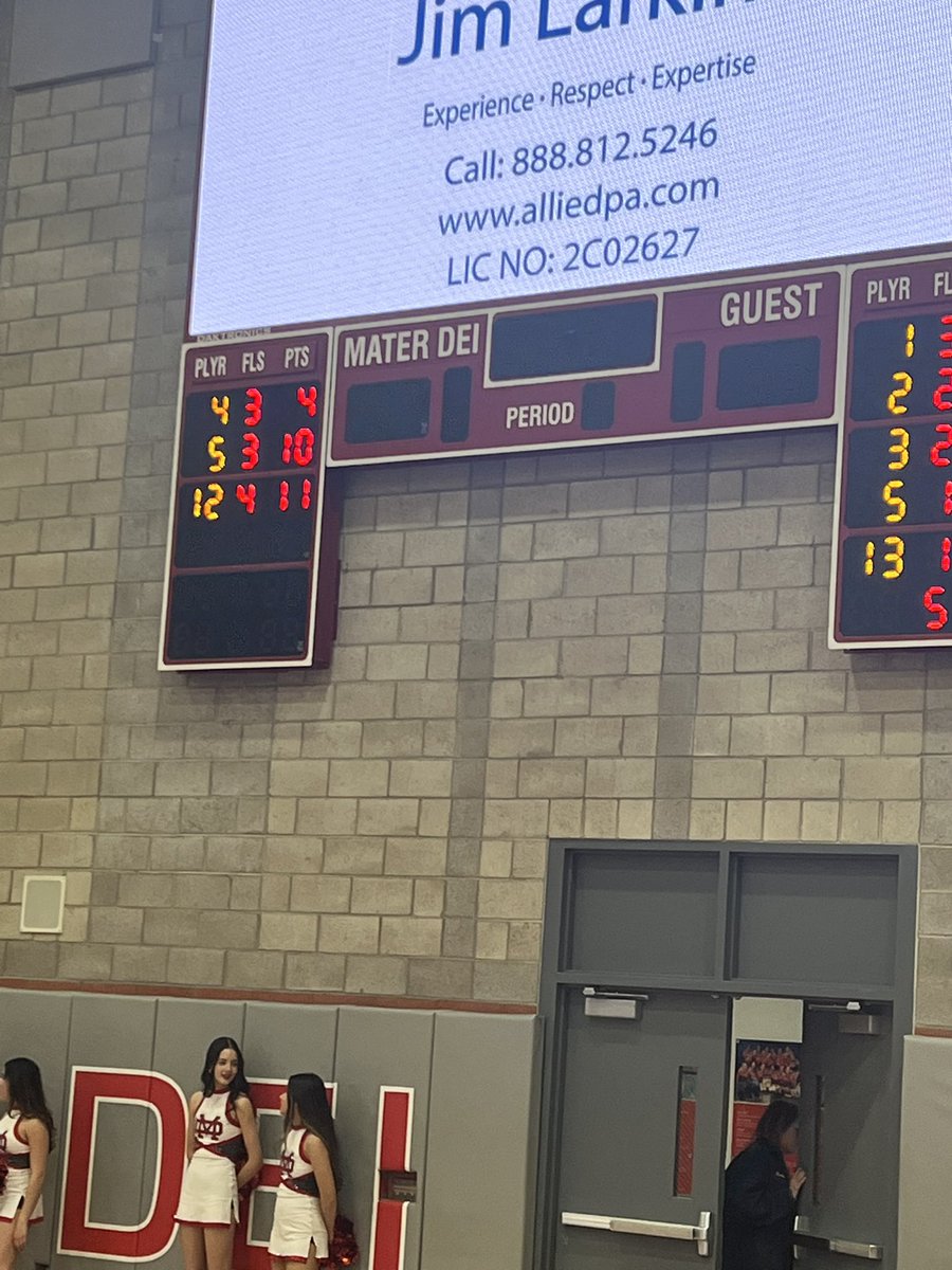CalSupremeBball's tweet photo. 33 seconds left MD at the line shooting 2 https://t.co/v3AcHXFIER