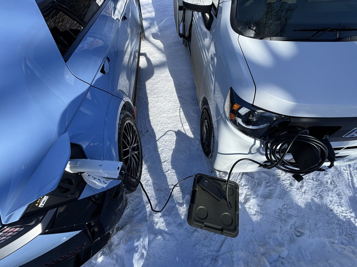 KeTm313's tweet image. IONIQ5NからN-VAN e:にV2Lで充電中。
#EV #V2V