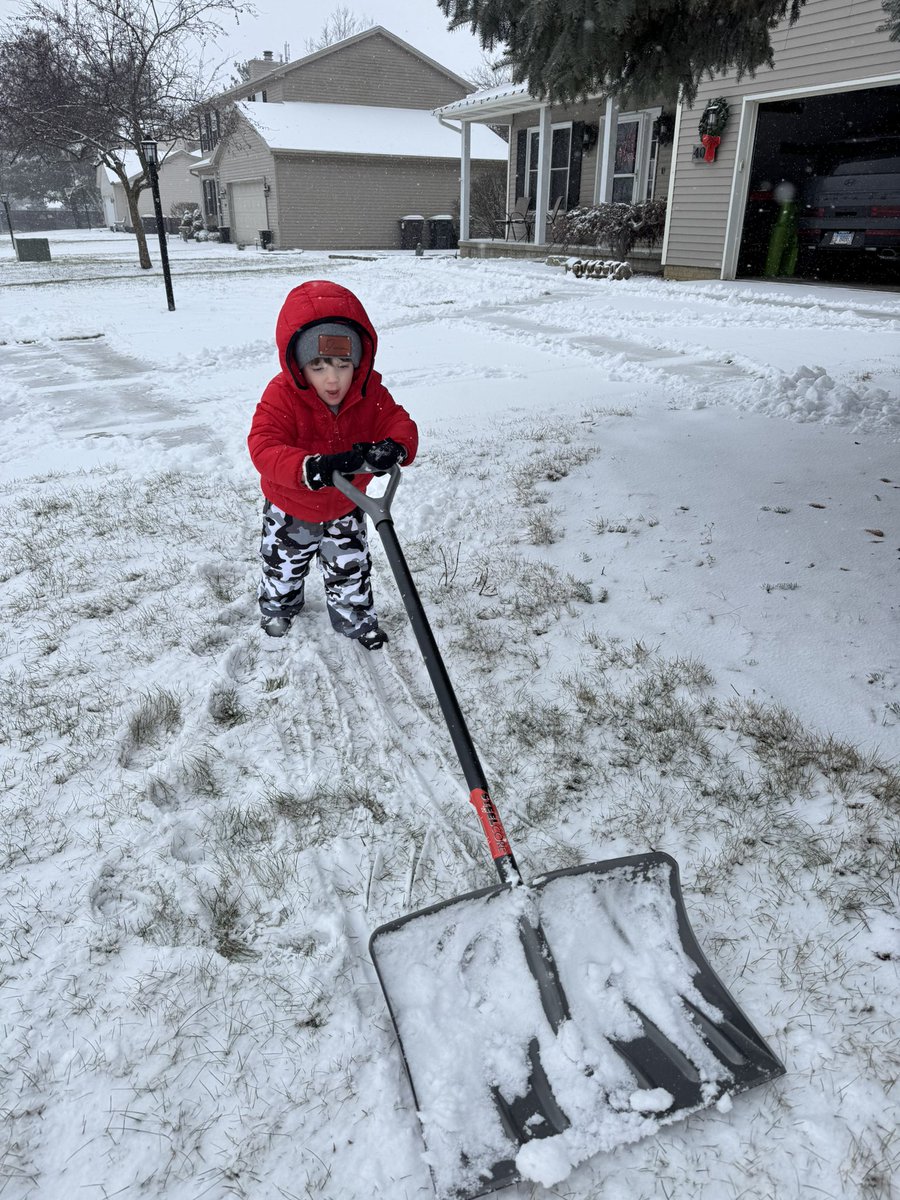 OzarkKent's tweet photo. My grandson works! https://t.co/22Ek7OylqW