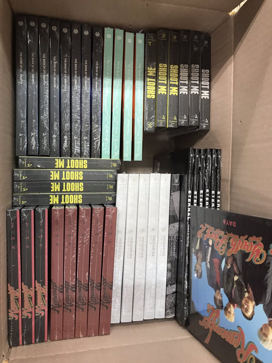 musicngallery's tweet photo. 대전 뮤갤 뮤앤갤 뮤직앤갤러리
#데이식스 #DAY6 음반 재입고 완료!
DEMON, FOUREVER 플랫폼, SUNRISE, ENTROPHY 현재 거래처에 재입고가 되지 않고 있습니다.
대전 마데 마이데이 분들의 많은 방문 부탁드립니다!
���이버스토어에서도 일부 재고 판매중입니다!
https://t.co/2Zhbp31kkG https://t.co/wQcVuUaEWv